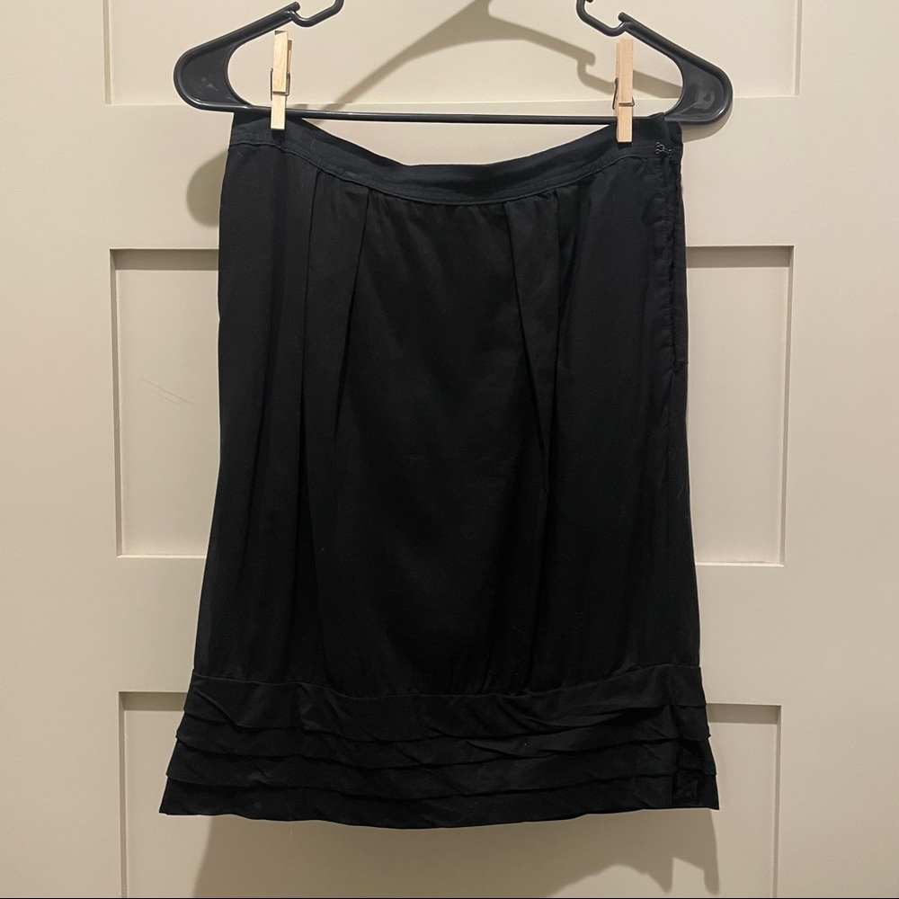 Ruffled Hem Clu Skirt